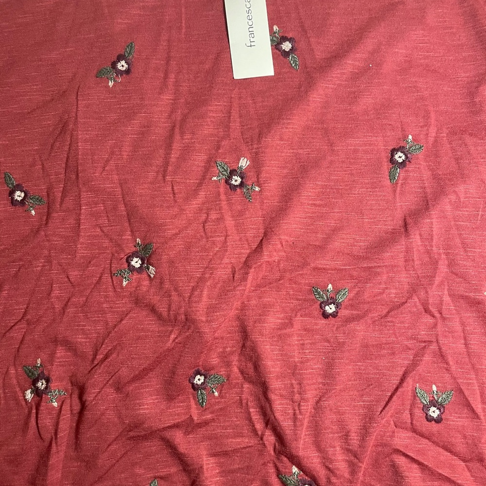 Francesca’s Floral Blouse - Picture 7 of 10